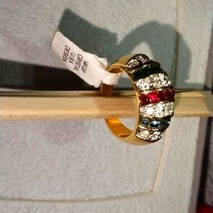 Gold plated ring . Crystal. Metal base